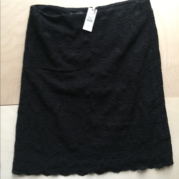 Talbots Scallop Lace Black Skirt. - Picture 8 of 11